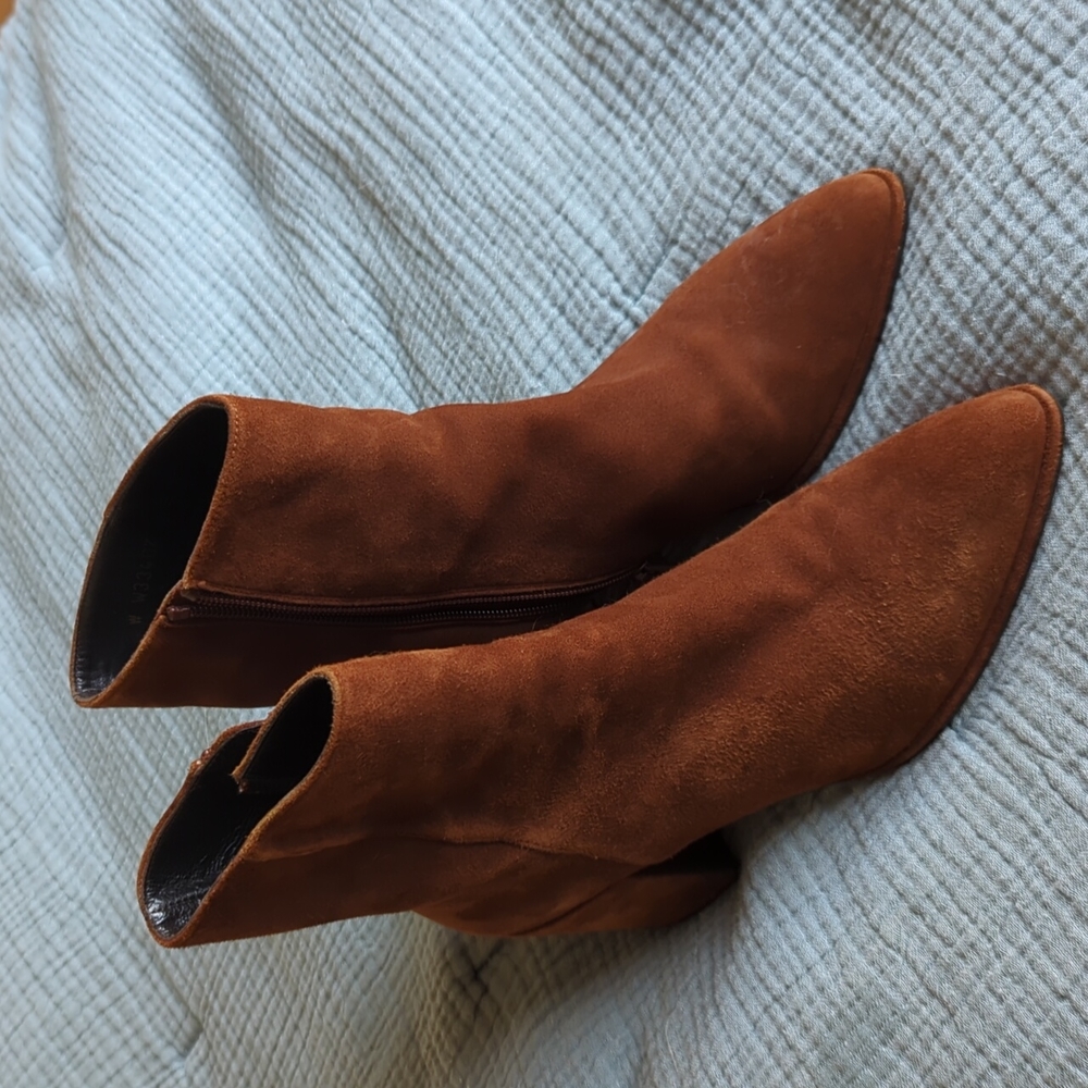 Stuart Weitzman Notazzie Suede Bootie in Amaretto